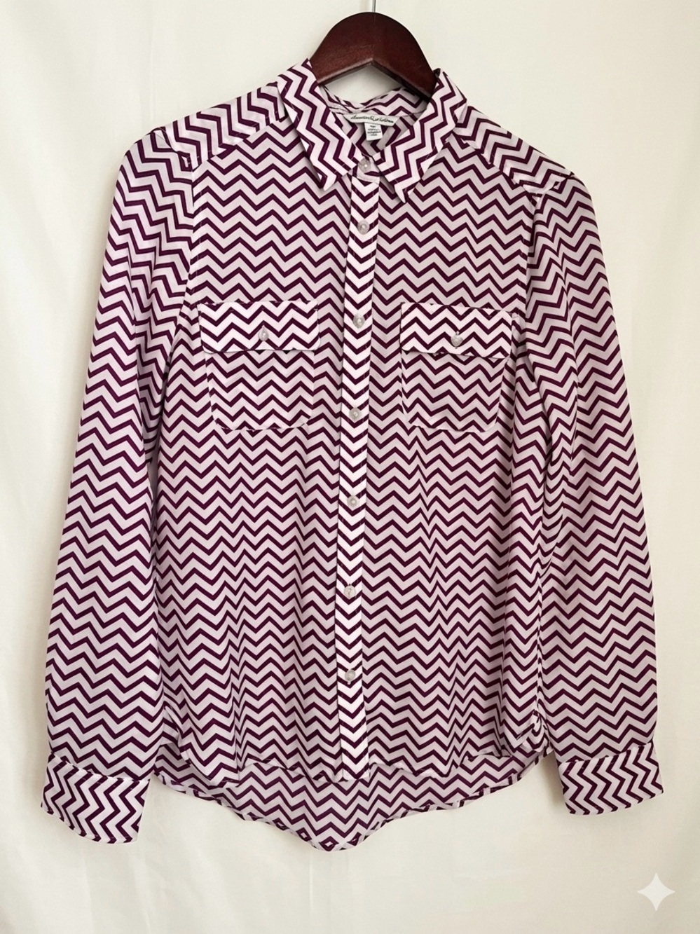 American Eagle Outfitters Chevron Button-Down Shirt Plum White Office Preppy SP